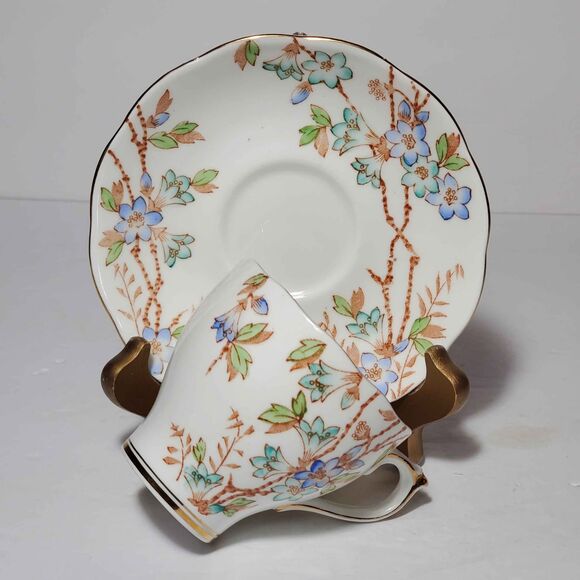 Roslyn Teacup and Saucer Blue Picta Flowers Vintage - Picture 4 of 10